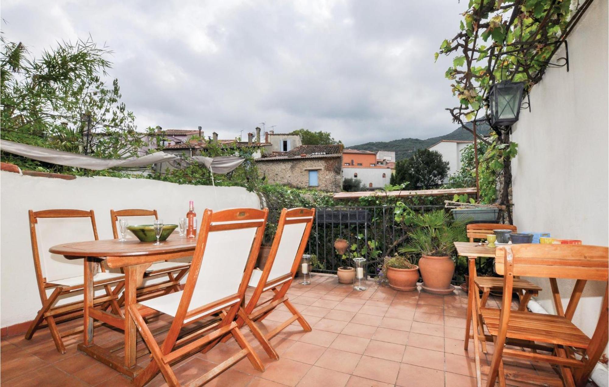 Amazing Home In Ceret With Wifi Экстерьер фото
